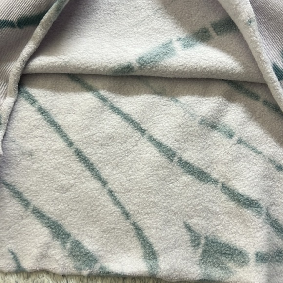 ⭐️Wildfox Olivia sweatshirt muse spiral dye nwt size xs - Picture 8 of 10